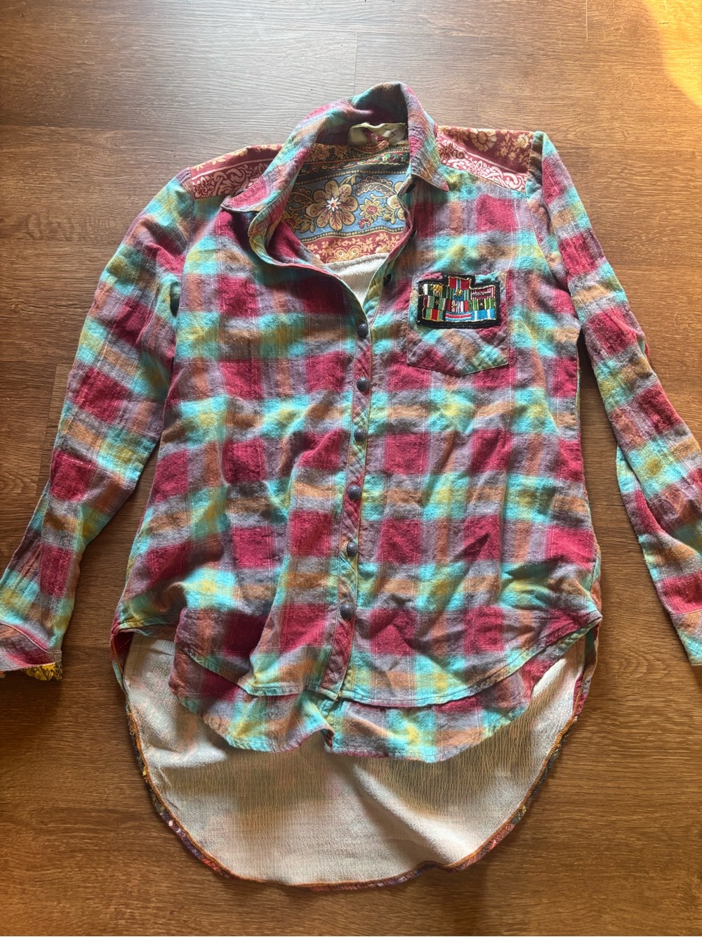 Aratta Silent Journey Plaid Floral Back Button Down Shirt Boho High Low XS